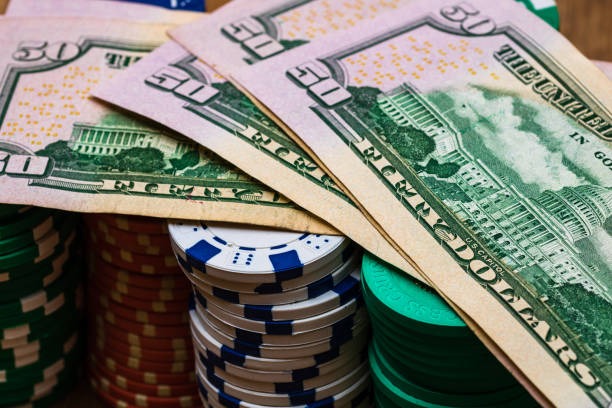 cuan jp mobile app interface showing live dealer tables and sportsbook markets